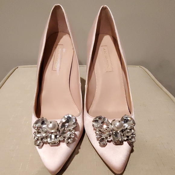 Brand New With Box - Picture 4 of 6